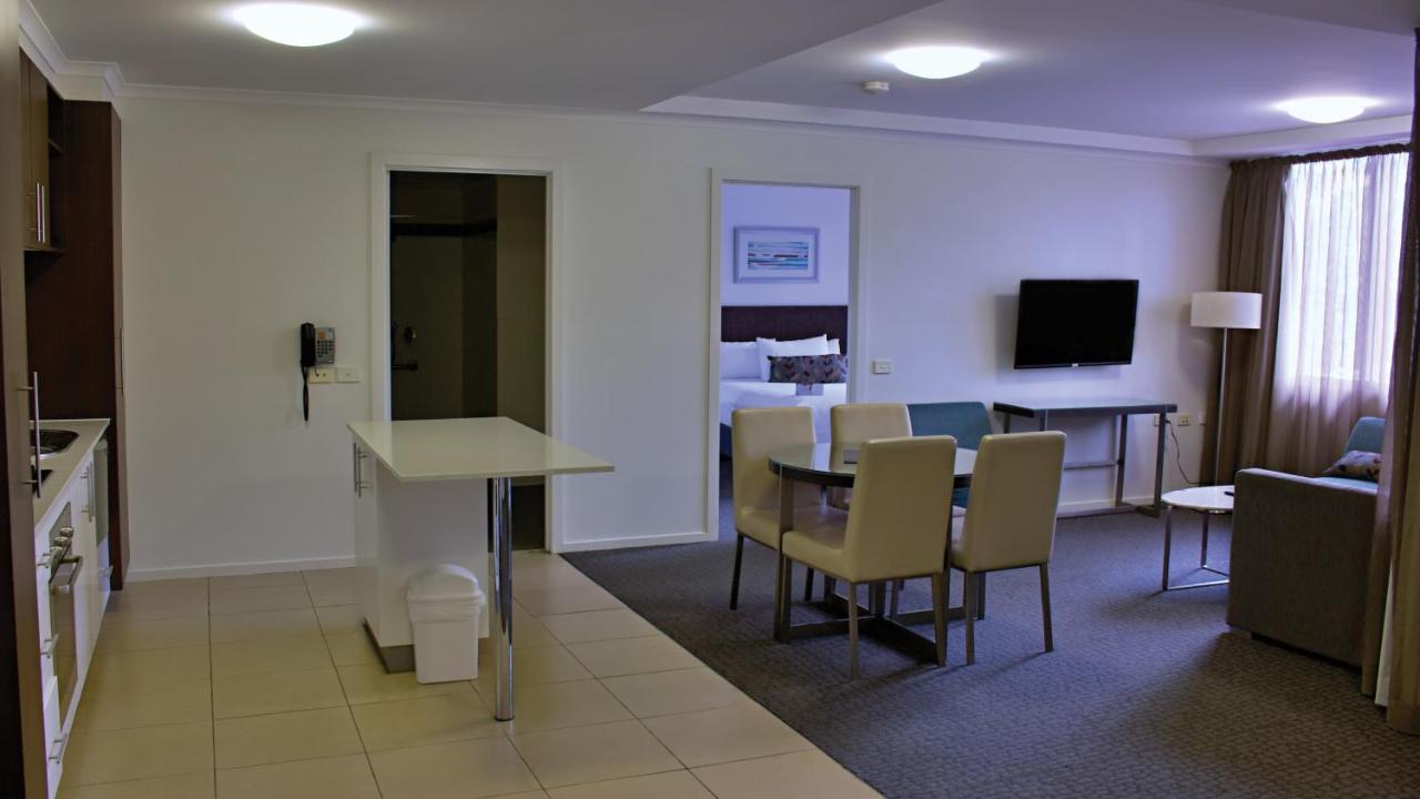 Pacific Suites Canberra Exterior foto